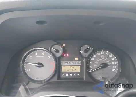 2014 Toyota Tundra Sr V6 z USA, uszkodzony, nr VIN 5TFRU5F17EX033116